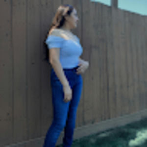 Meet your Posher, Elizabeth